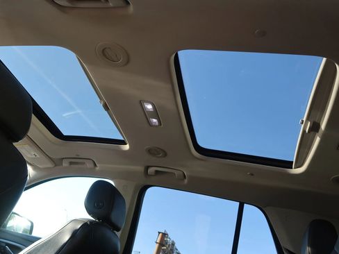 Used 2019 Chevrolet Traverse Premier w/ Redline Edition image 45