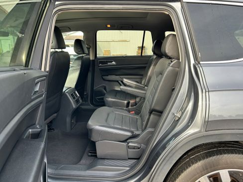 Used 2019 Volkswagen Atlas SEL Premium image 18