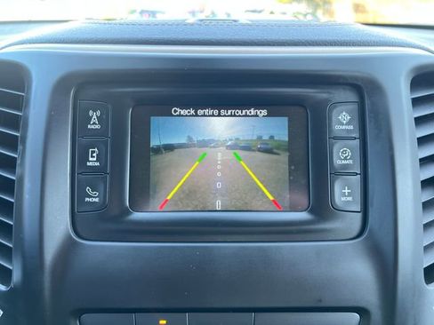 Used 2017 Jeep Cherokee Latitude w/ Safety/Convenience Group image 27