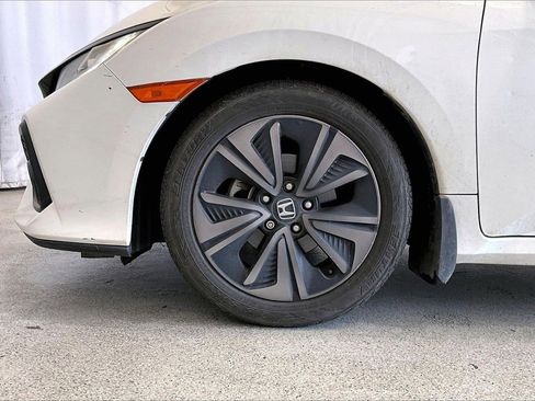 Used 2018 Honda Civic EX image 6