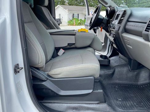 Used 2017 Ford F350 XL w/ XL Value Package AWD/4WD image 26