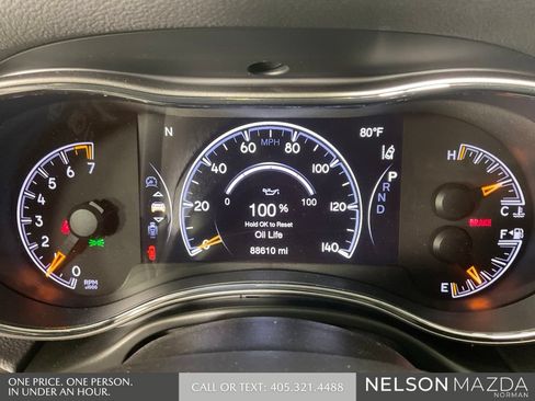 Used 2021 Jeep Grand Cherokee Laredo X AWD/4WD image 45