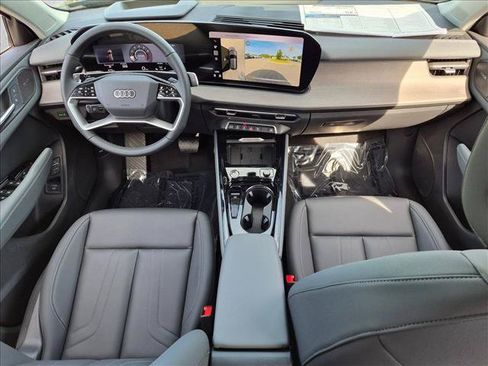 New 2026 Audi Q3 quattro 2.0T AWD/4WD image 14
