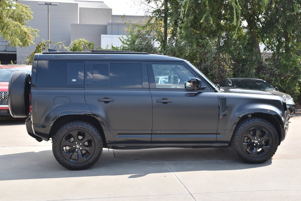 Used 2021 Land Rover Defender 110 S AWD/4WD image 6
