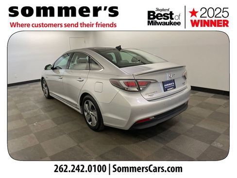 Used 2016 Hyundai Sonata Limited w/ Option Group 02 image 3