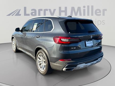 Used 2021 BMW X5 xDrive45e w/ Premium Package AWD/4WD image 3