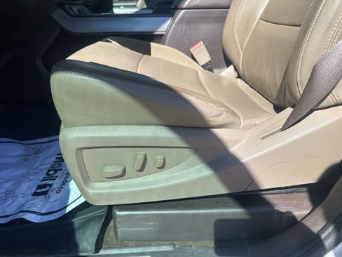 Used 2018 Chevrolet Silverado 2500 LTZ w/ Duramax Plus Package image 14