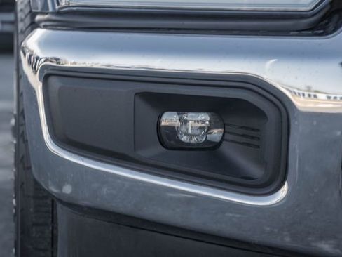 Used 2023 Ford F250 Lariat w/ Chrome Package image 14