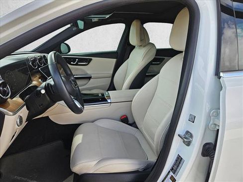 Used 2024 Mercedes-Benz C 300 Sedan image 13