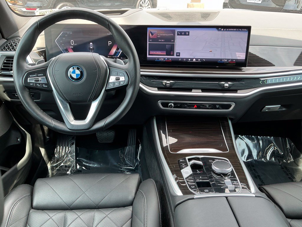 Used 2024 BMW X5 xDrive50e AWD/4WD image 13