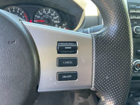 Used 2013 Nissan Frontier SV AWD/4WD image 17