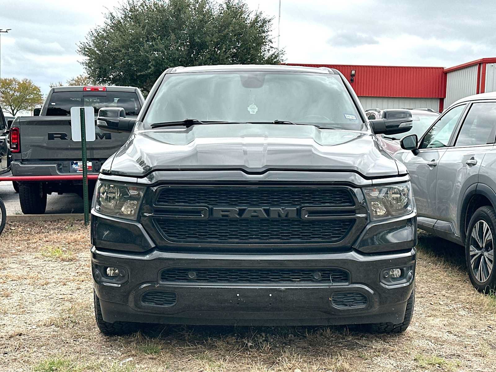Used 2023 RAM 1500 Lone Star AWD/4WD image 2