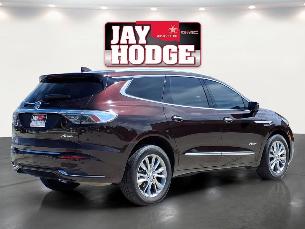 Used 2024 Buick Enclave Avenir AWD/4WD image 6