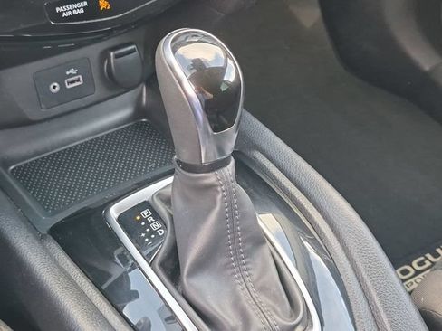Used 2021 Nissan Rogue Sport S FWD image 27