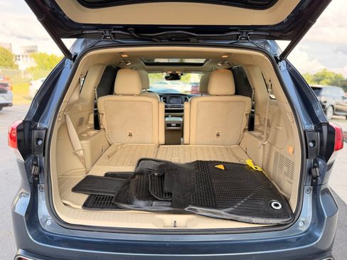 Used 2019 Toyota Highlander Limited Platinum FWD image 42