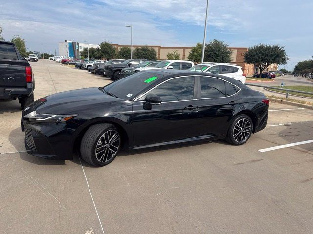 Used 2025 Toyota Camry XLE w/ Premium Plus Package AWD/4WD image 7