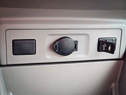 Used 2016 Toyota Prius V Two image 24