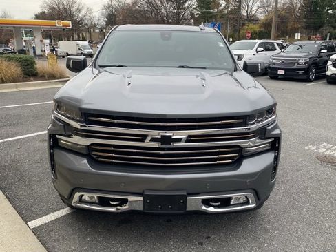 Used 2019 Chevrolet Silverado 1500 High Country w/ Technology Package image 10