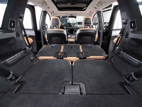 Used 2016 Volvo XC90 T6 Momentum image 31