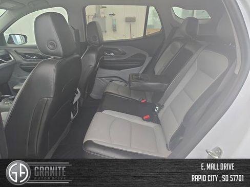 Used 2022 GMC Terrain SLT AWD/4WD image 25