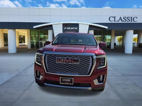 Used 2021 GMC Yukon Denali RWD image 2