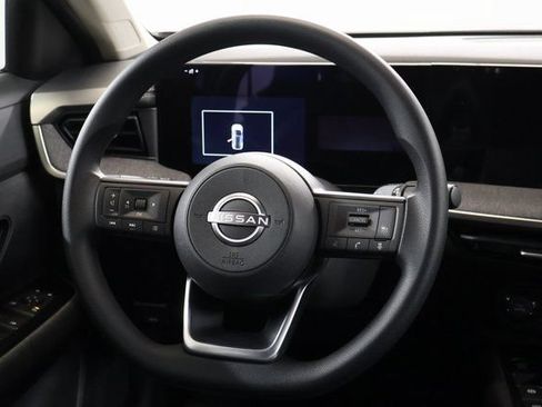 New 2026 Nissan Kicks SV w/ SV Premium Package AWD/4WD image 15
