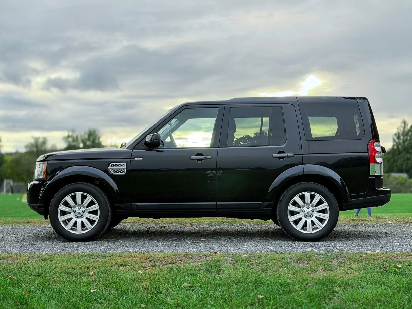 Used 2013 Land Rover LR4 HSE AWD/4WD image 27