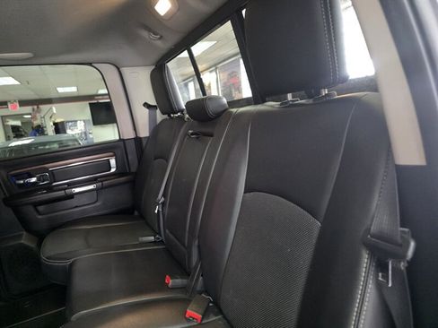 Used 2017 RAM 1500 Laramie w/ Convenience Group AWD/4WD image 26