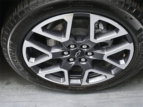 Used 2025 Chevrolet Blazer RS image 30