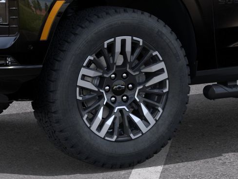 New 2026 Chevrolet Suburban Z71 w/ Z71 Off-Road Package AWD/4WD image 33