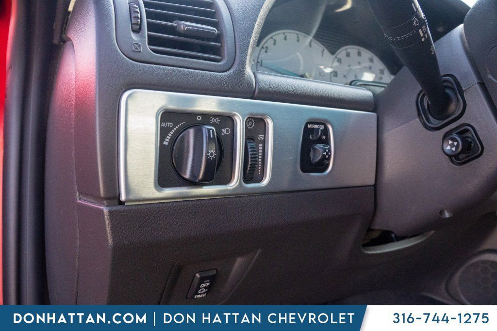 Used 2002 Ford Thunderbird RWD image 14