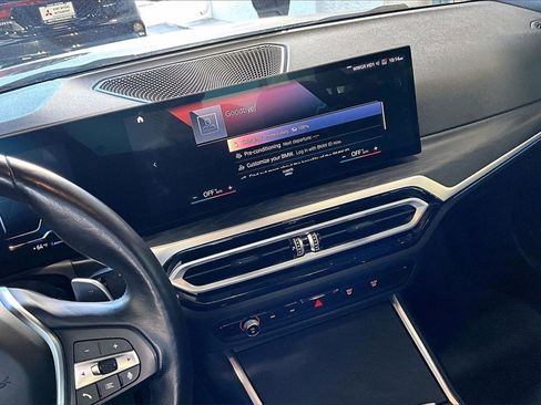 Used 2024 BMW 330e xDrive image 10