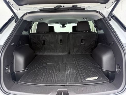 Used 2024 Chevrolet Blazer LT w/ Convenience Package FWD image 15