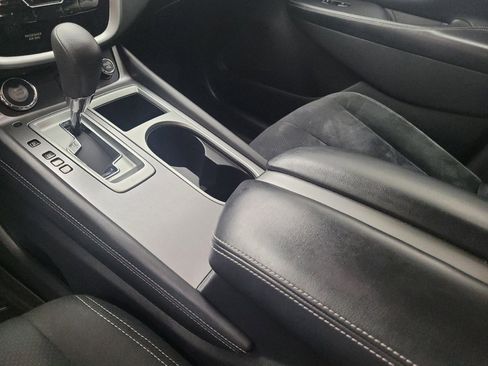 Used 2019 Nissan Murano S AWD/4WD image 26