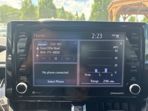 Used 2022 Toyota Corolla LE FWD image 16