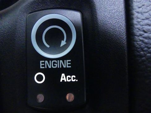 Used 2011 Chevrolet Corvette Grand Sport image 16