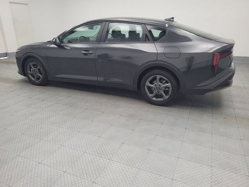 Used 2025 Kia K4 FWD image 3