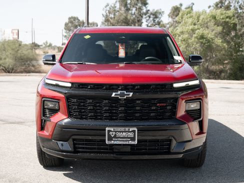New 2026 Chevrolet Traverse RS image 2