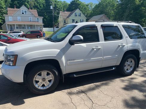 Used 2013 Chevrolet Tahoe LT AWD/4WD image 10
