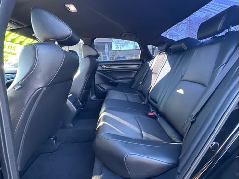 Used 2019 Honda Accord Sport image 12