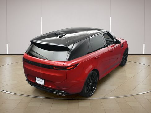 Used 2025 Land Rover Range Rover Sport Dynamic SE AWD/4WD image 31