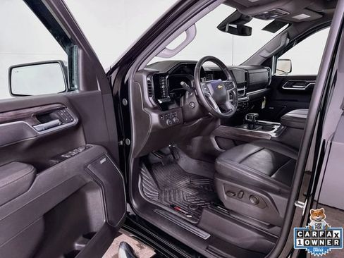 Used 2025 Chevrolet Silverado 1500 LTZ w/ LTZ Premium Package AWD/4WD image 3