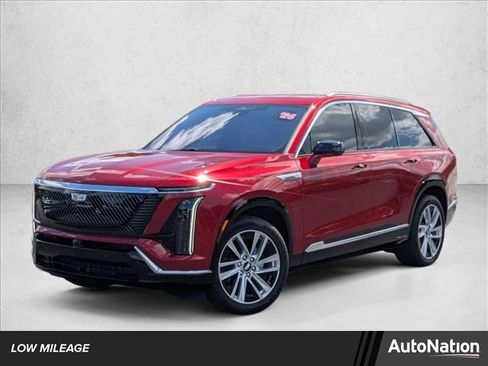 Used 2026 Cadillac Vistiq Luxury AWD/4WD image 1