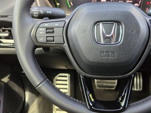 Used 2025 Honda Accord Sport image 21