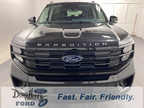 New 2026 Ford Expedition Max Active AWD/4WD image 3