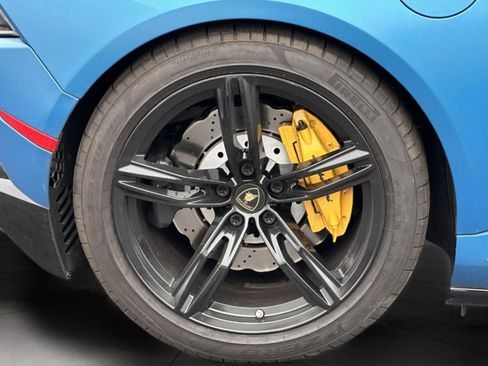 Used 2020 Lamborghini Huracan EVO RWD image 64