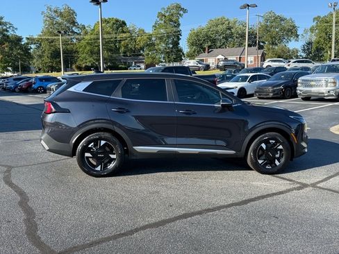 New 2026 Kia Sportage LX w/ LX Convenience Package image 2