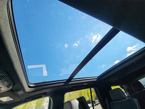 New 2026 Chevrolet Tahoe Premier image 26