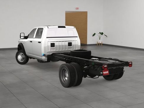 New 2025 RAM 4500 Tradesman image 5
