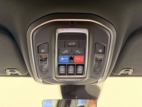 New 2026 Jeep Grand Wagoneer 4WD w/ Premium Group I image 24